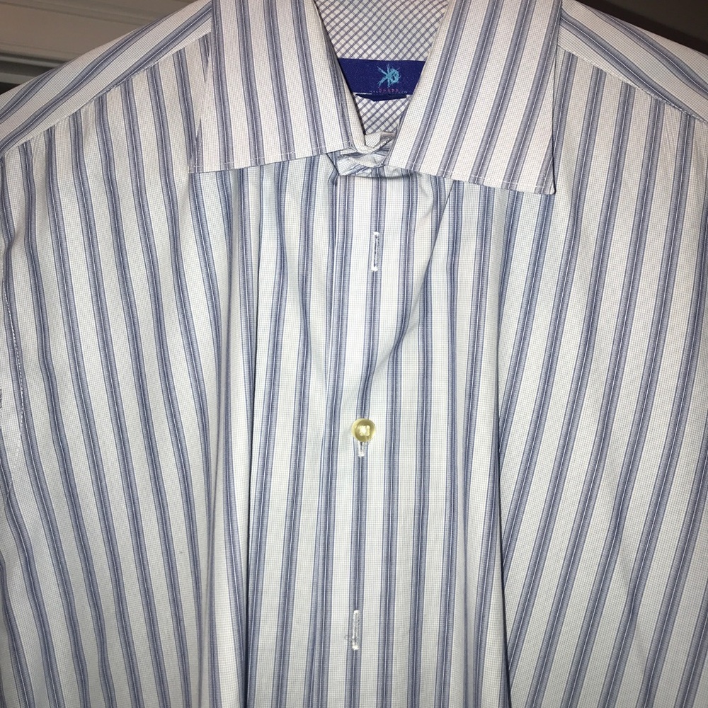Egara dress shirt; blue, striped; barely worn